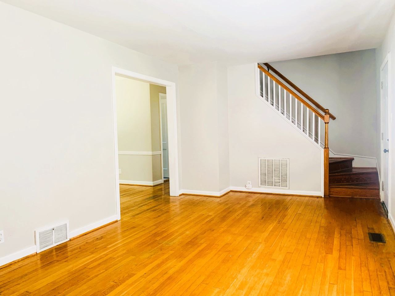 7716 Patterson Avenue - Photo 3 of 13