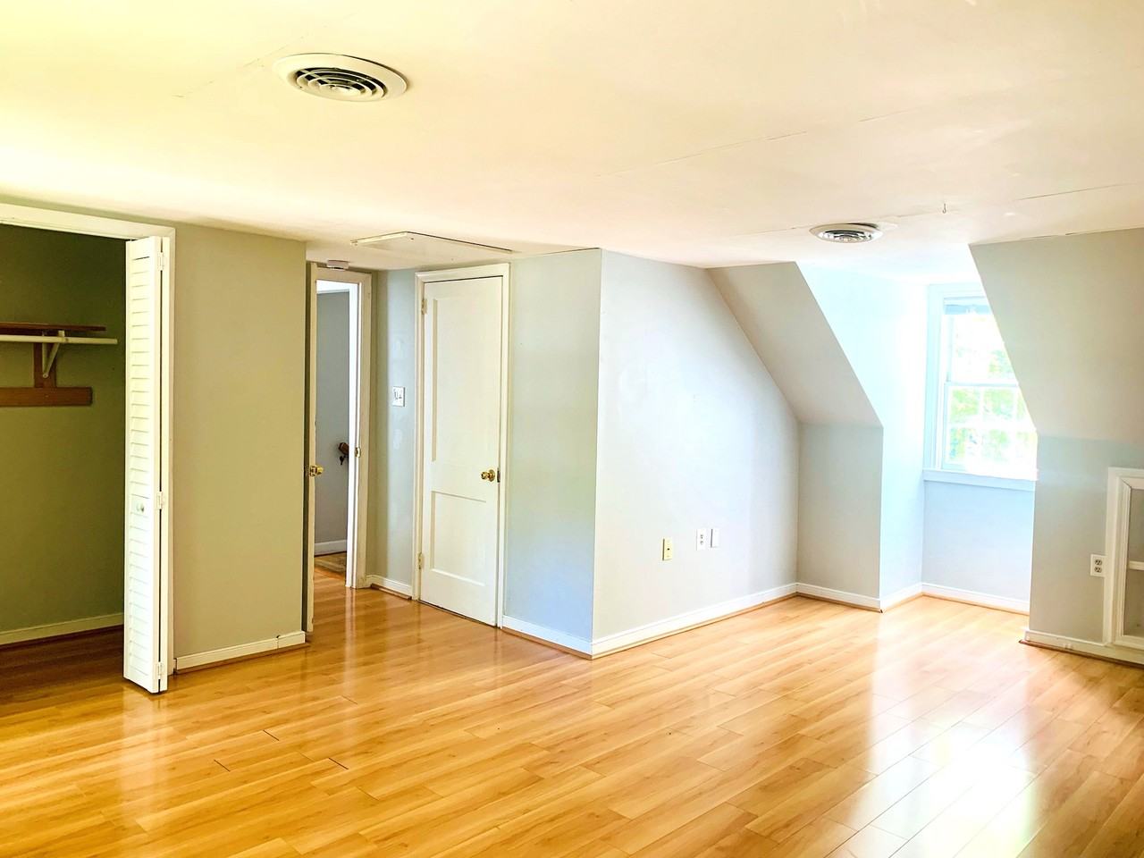 7716 Patterson Avenue - Photo 6 of 13