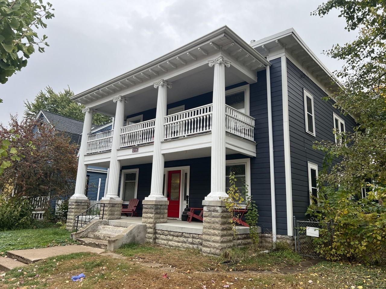 2735 Garfield Avenue #1 - Photo 2 of 10