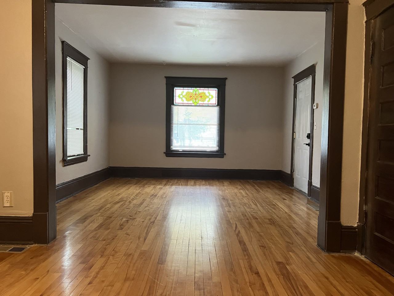 2735 Garfield Avenue #1 - Photo 3 of 10