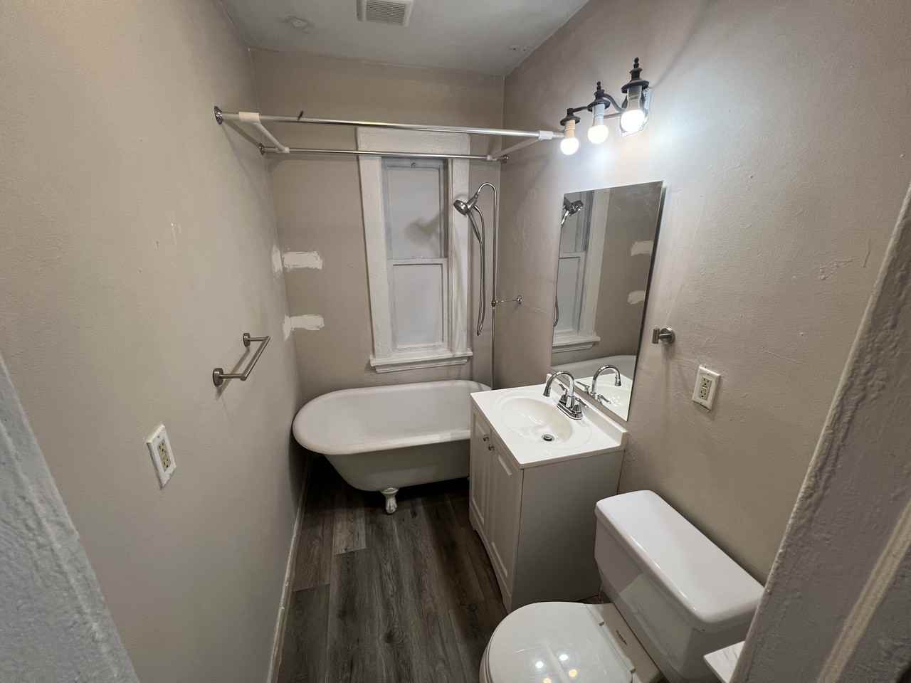 2735 Garfield Avenue #1 - Photo 6 of 10