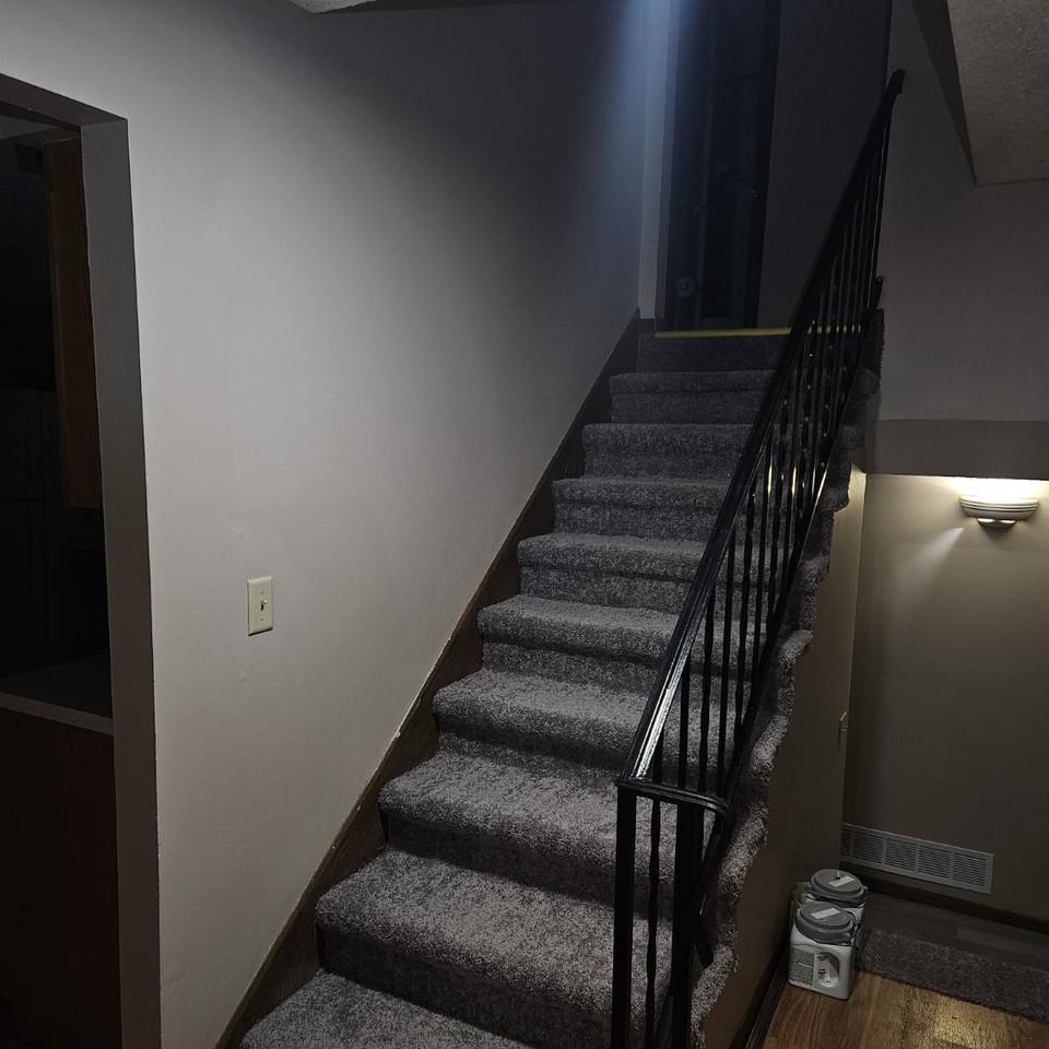 14355 Hemlock Ct S - Photo 5 of 16