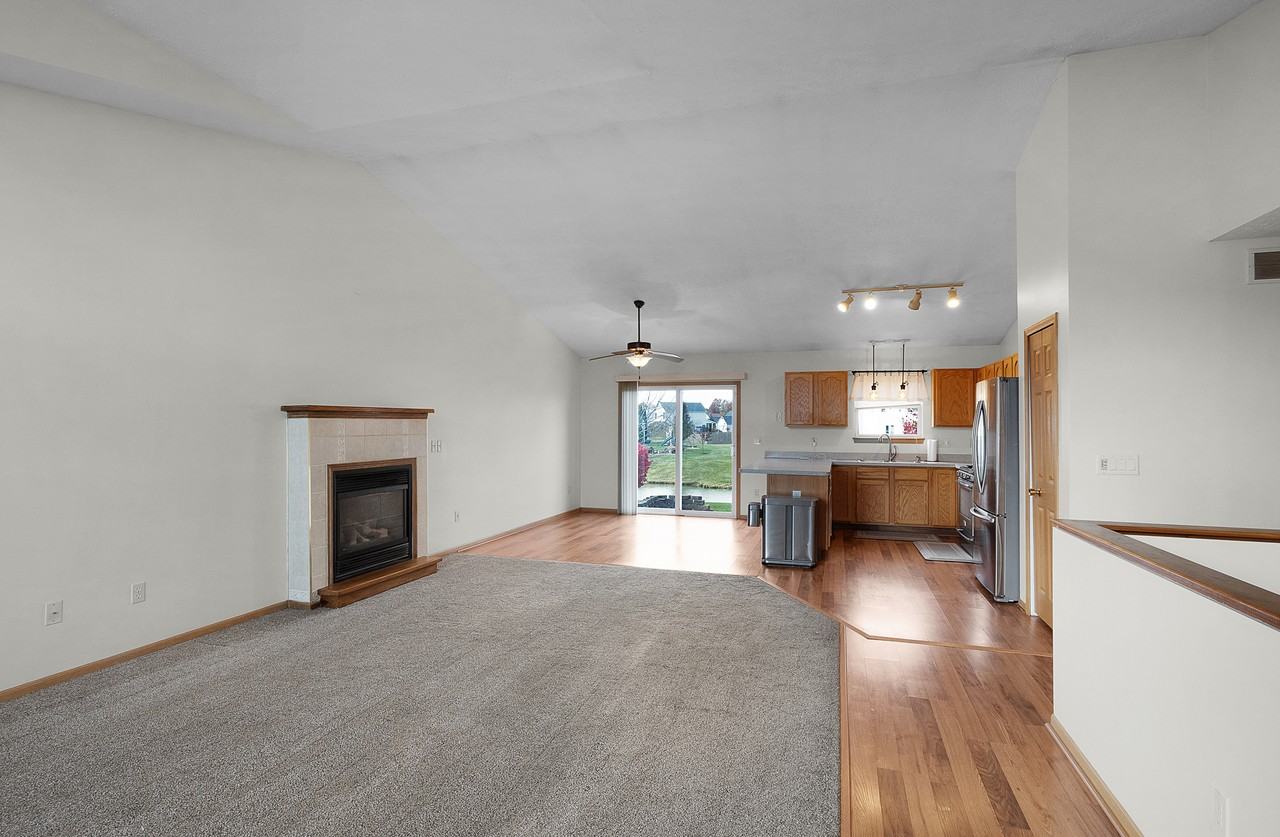 5494 Lavender Ct - Photo 6 of 29