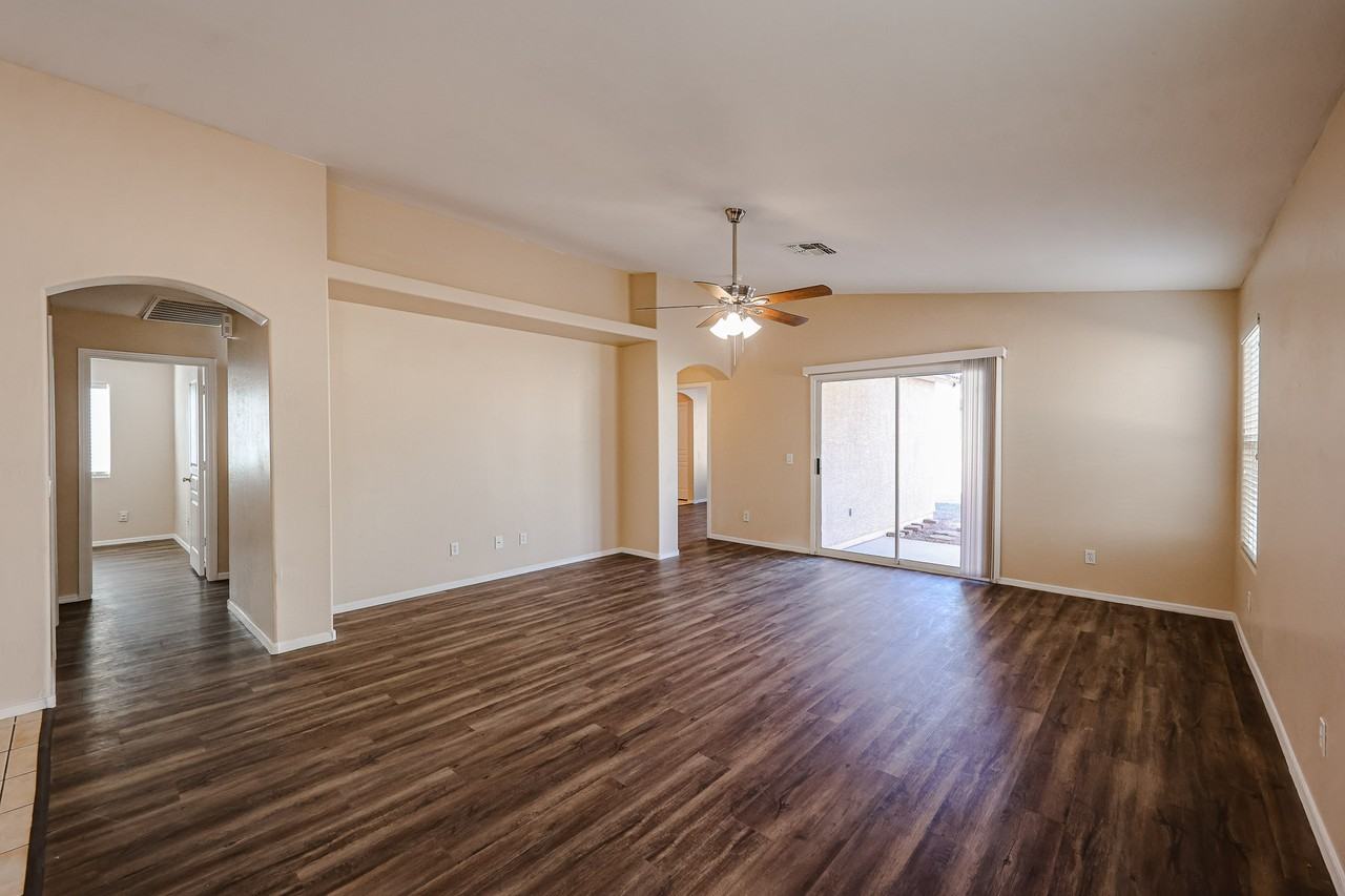 138 N 153rd Ave - Photo 6 of 26