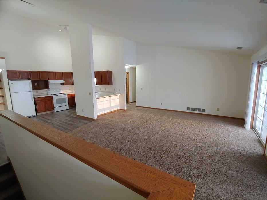 901-931 Owen St - Photo 7 of 21