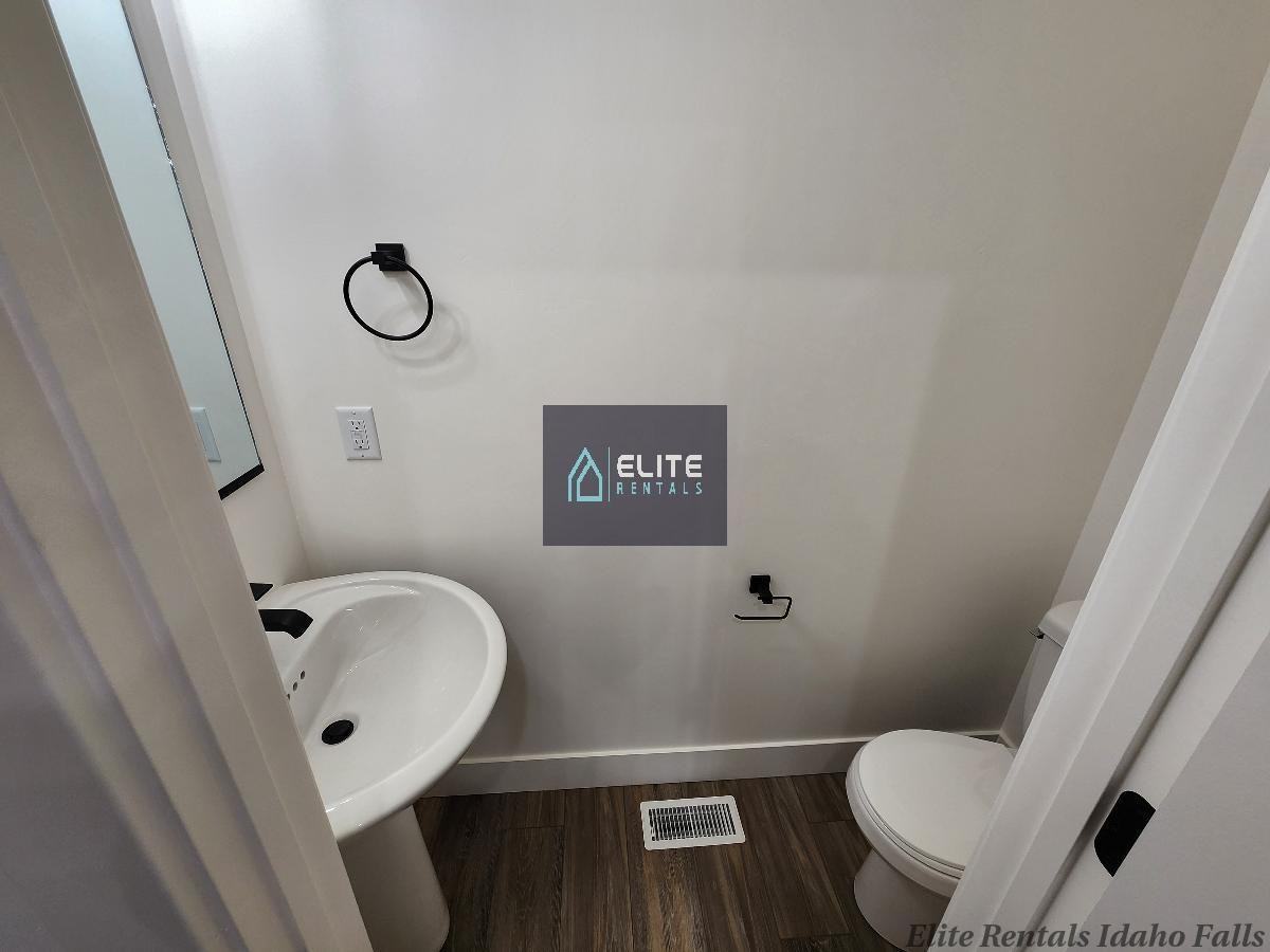 3049 Kai Ct - Photo 4 of 19