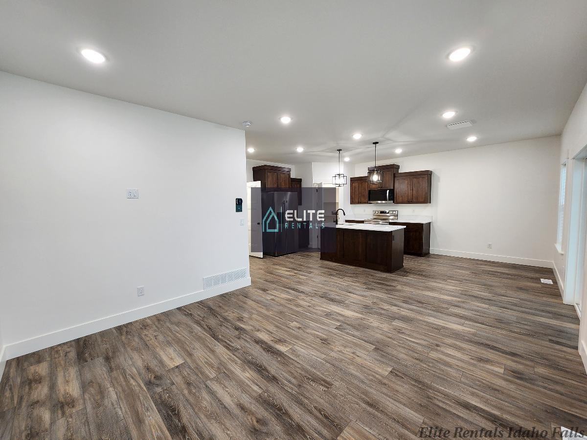 3049 Kai Ct - Photo 5 of 19