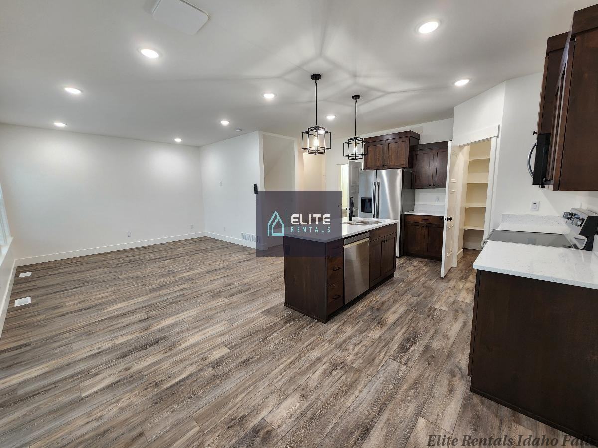 3049 Kai Ct - Photo 6 of 19