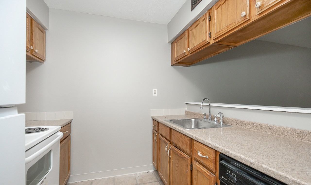 38330 North Ln #J202 - Photo 2 of 21