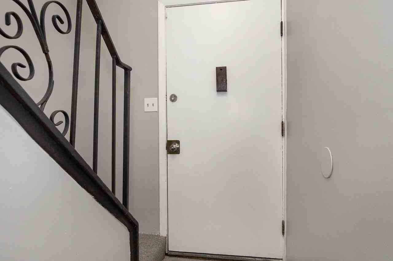 38330 North Ln #J202 - Photo 4 of 21