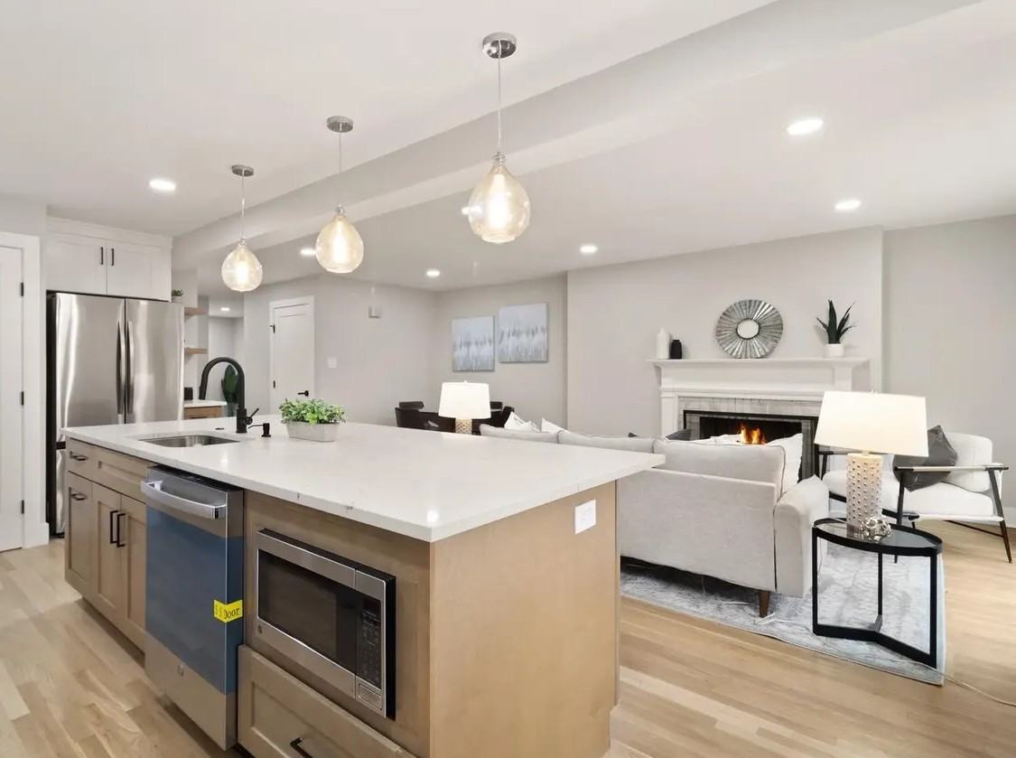 3920 12th St S #1 - Photo 5 of 29
