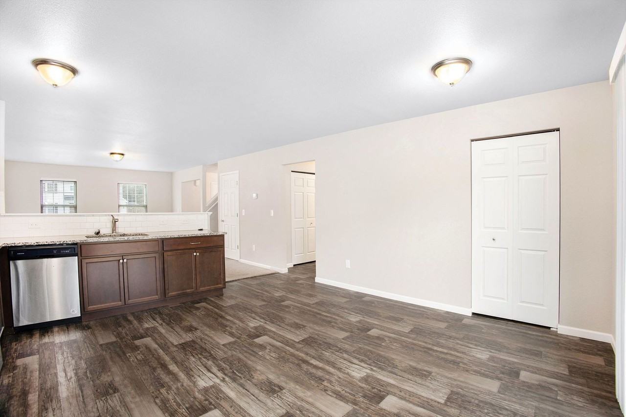 10841 Carmen Oak Dr - Photo 7 of 29