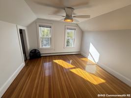 featured image of 27 Lloyd Rd #3