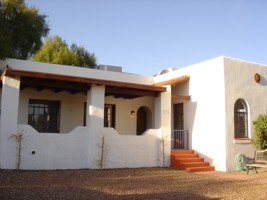 featured image of 2033 E 1st St
