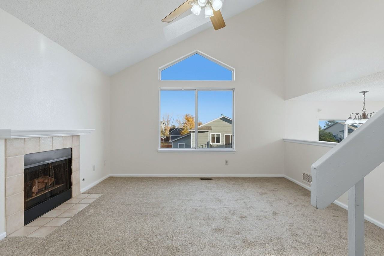 5349 East Howe Street - Photo 5 of 24