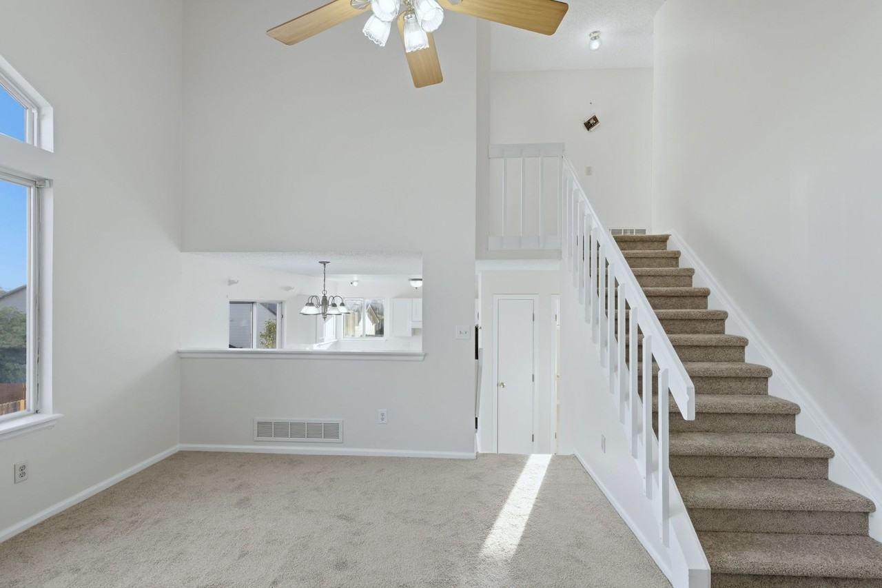 5349 East Howe Street - Photo 7 of 24