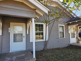 121 S Center Ave - Photo 1 of 1