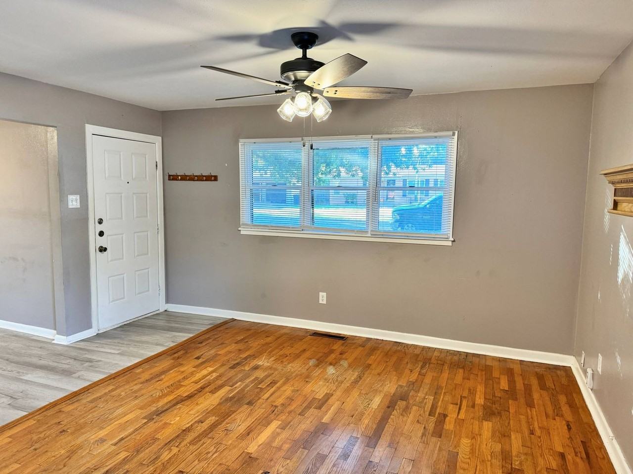 4503 Mccrory Avenue - Photo 3 of 36