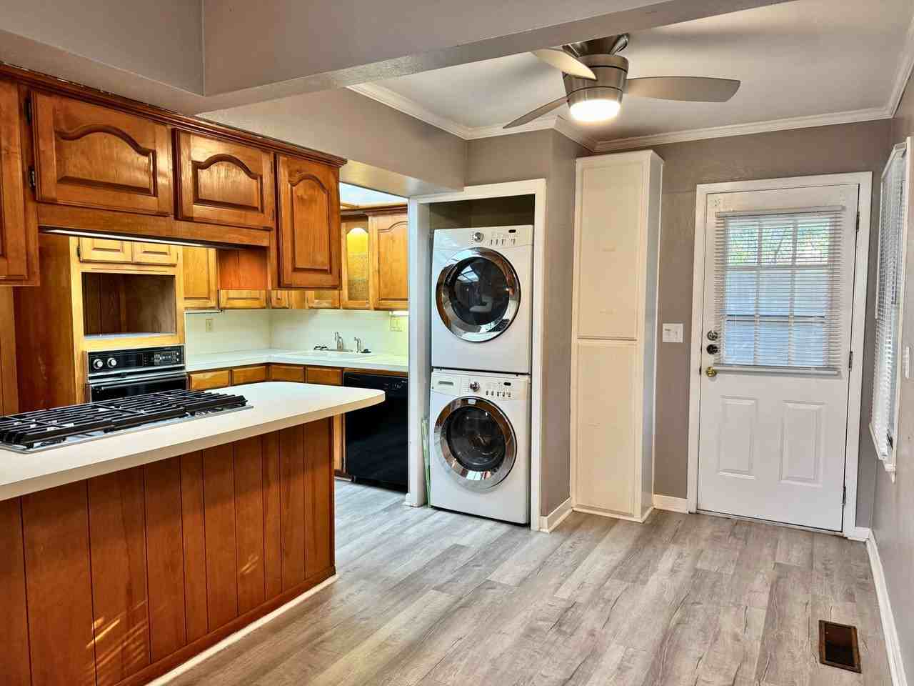 4503 Mccrory Avenue - Photo 6 of 36