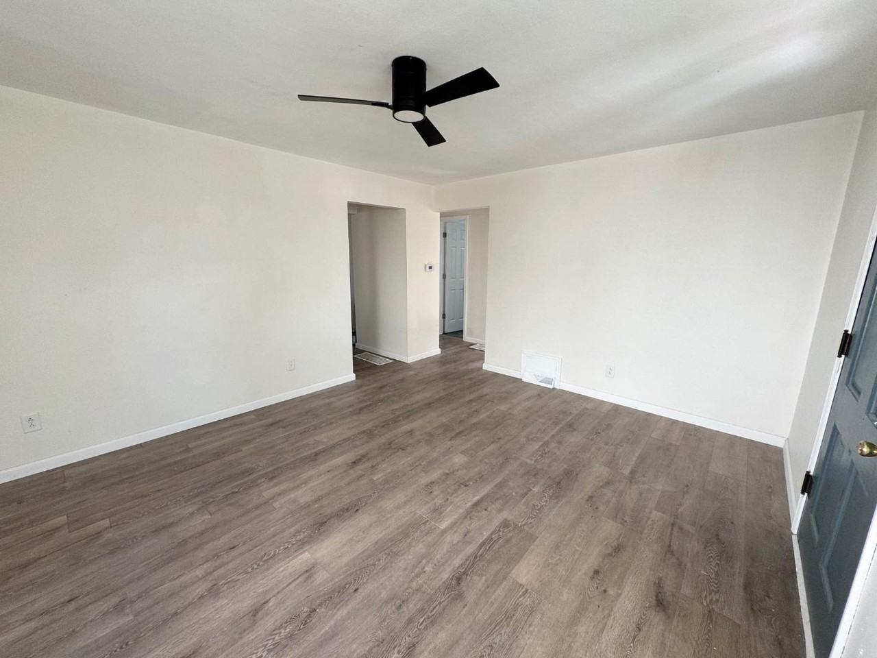 1218 Ridge Ave - Photo 7 of 16