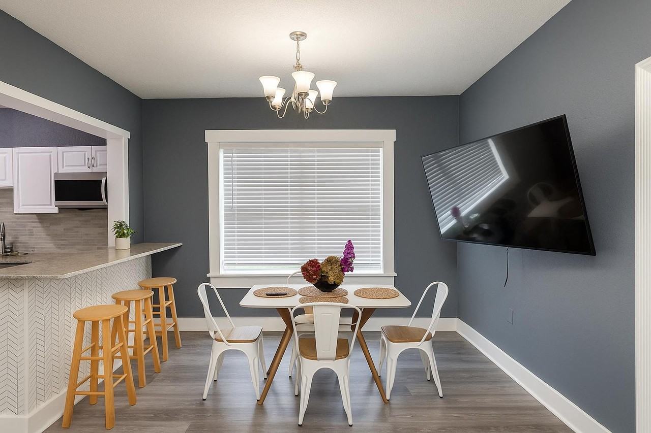 1216 33rd Avenue - Photo 7 of 11