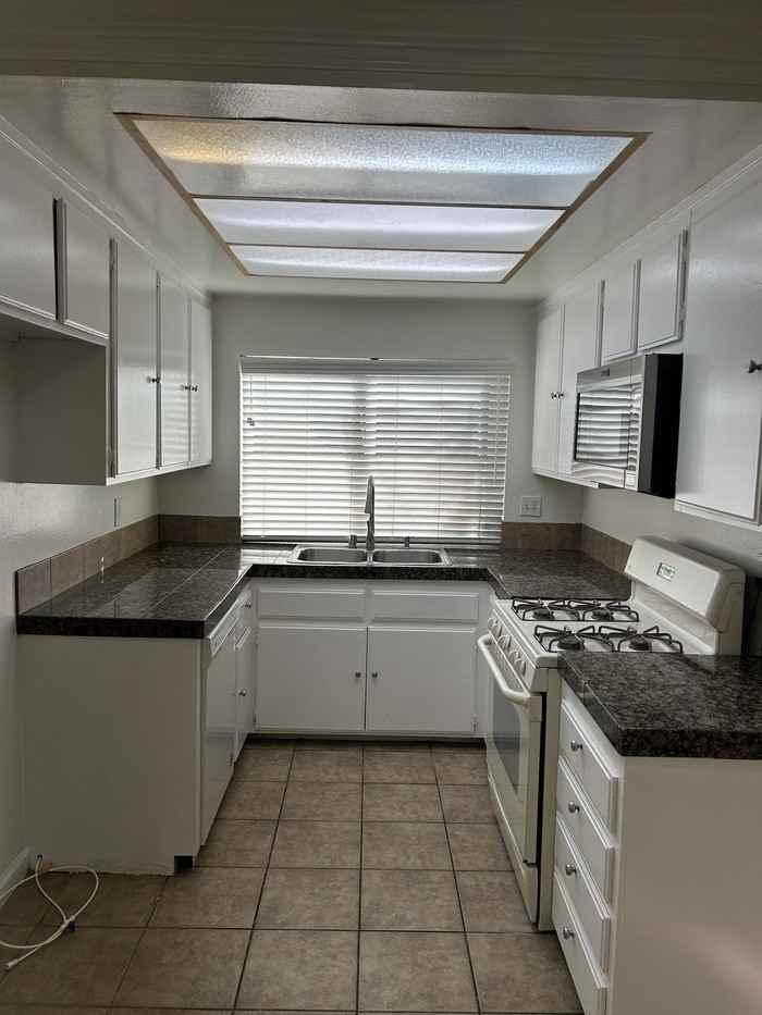 16710 Orange Ave #C12 - Photo 2 of 9