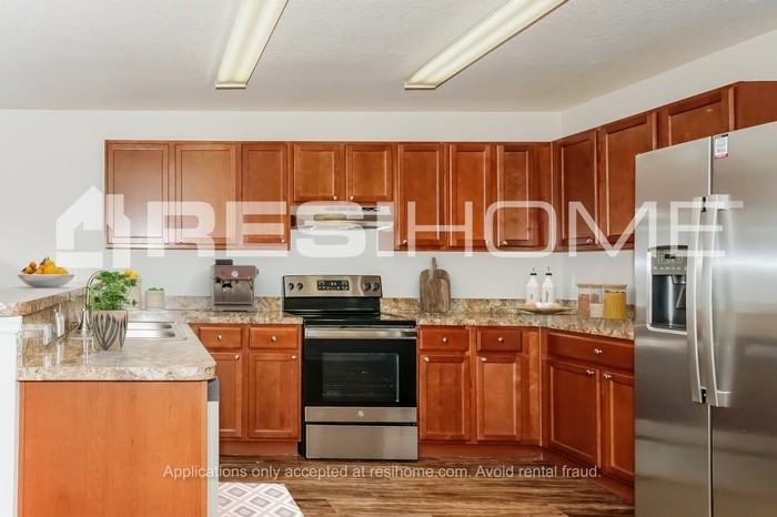 3410 Wild Ocelot Ct - Photo 2 of 17