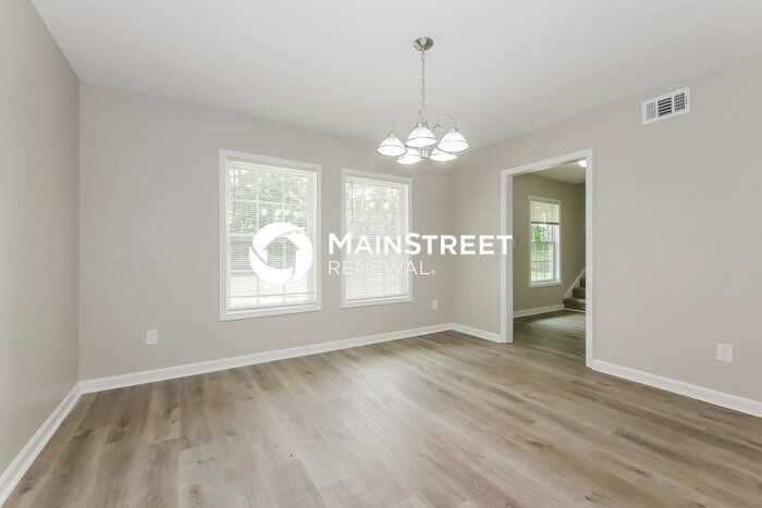 2242 Marion Ln - Photo 6 of 17