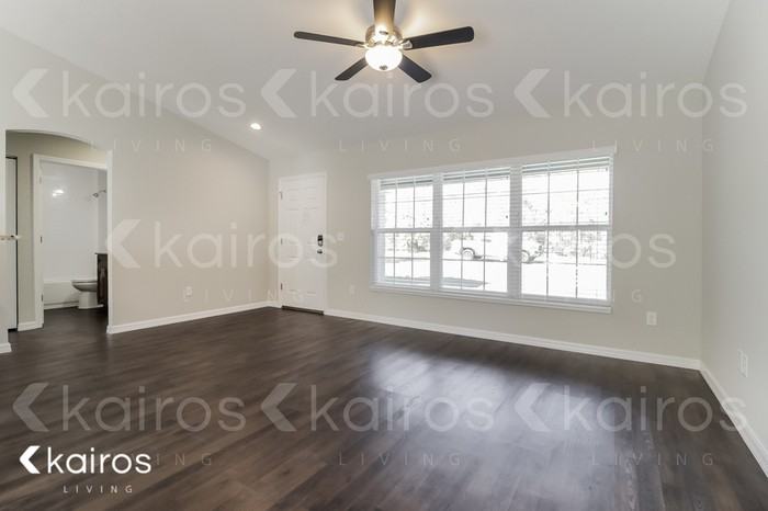 2642 Southwest 165th Street Road - Photo 2 of 17