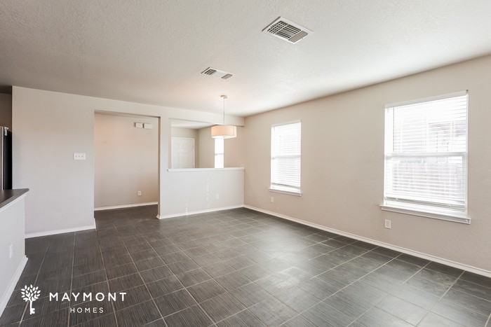 6806 Slaton Flds - Photo 5 of 12