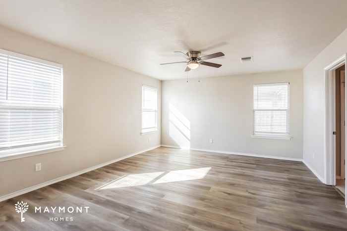 6806 Slaton Flds - Photo 7 of 12