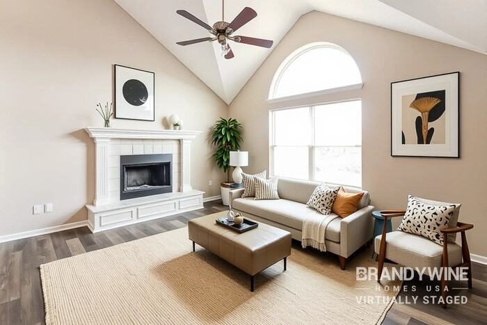 1205 Deena St - Photo 2 of 20