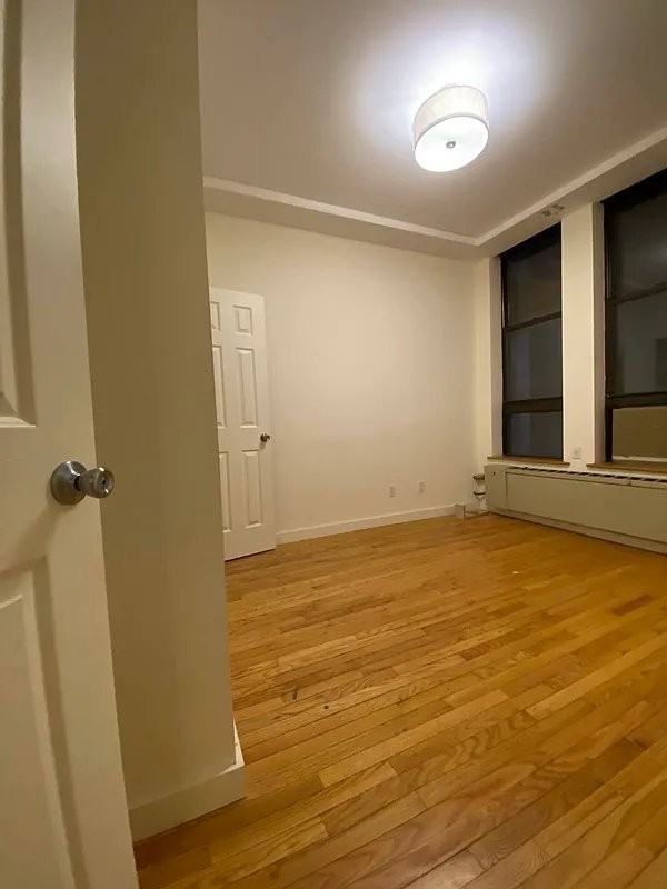 Fulton St #1C - Photo 7 of 8