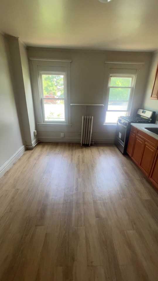 109 Foster Street - Photo 3 of 3