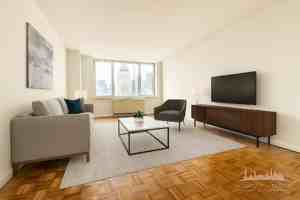 featured image of W 43rd St #10G
