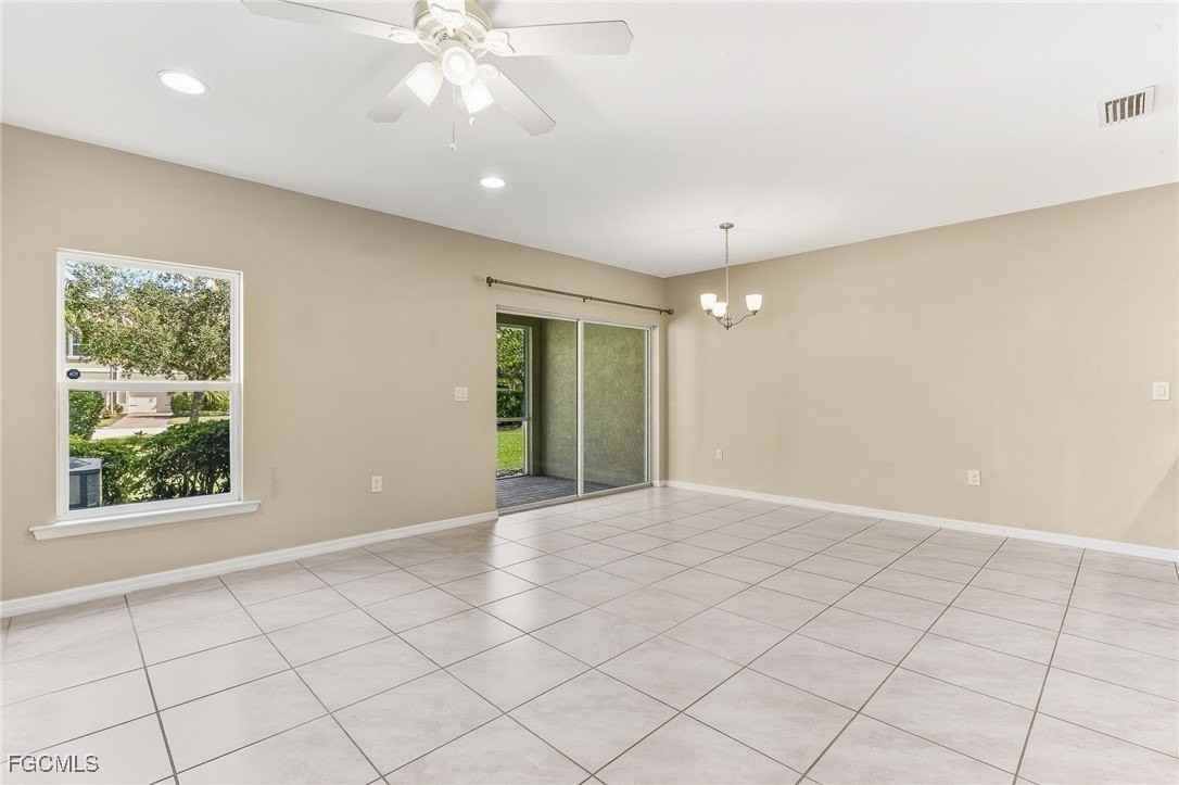 12521 Hammock Cove Boulevard - Photo 2 of 18