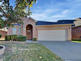 featured image of 2824 Maple Creek Dr
