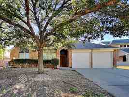 featured image of 2919 Crystal Way