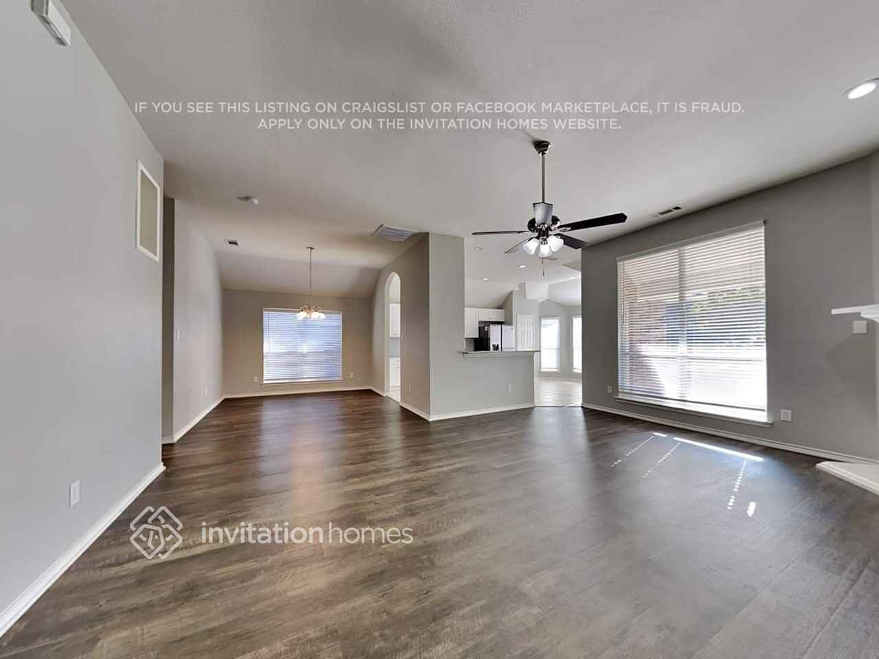 2919 Crystal Way - Photo 3 of 18