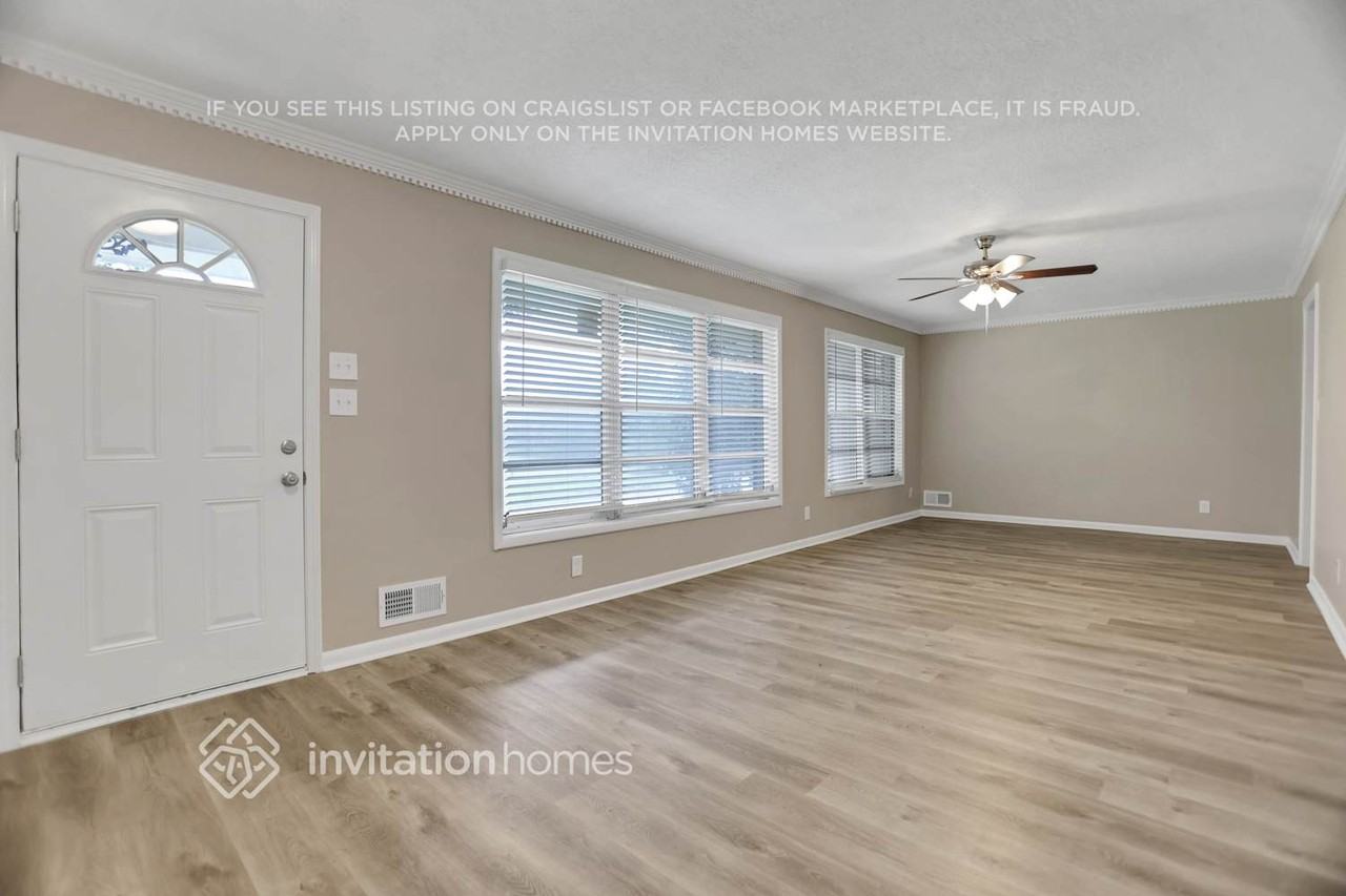 5561 George Road - Photo 3 of 25