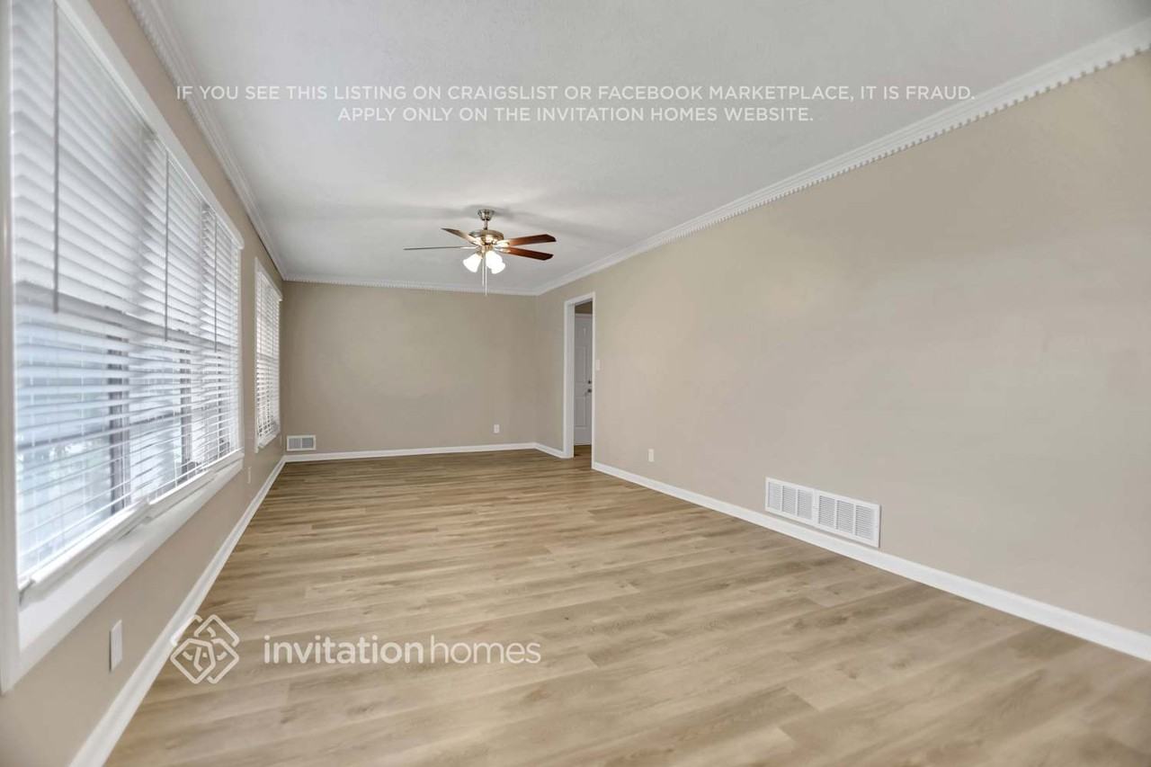 5561 George Road - Photo 4 of 25