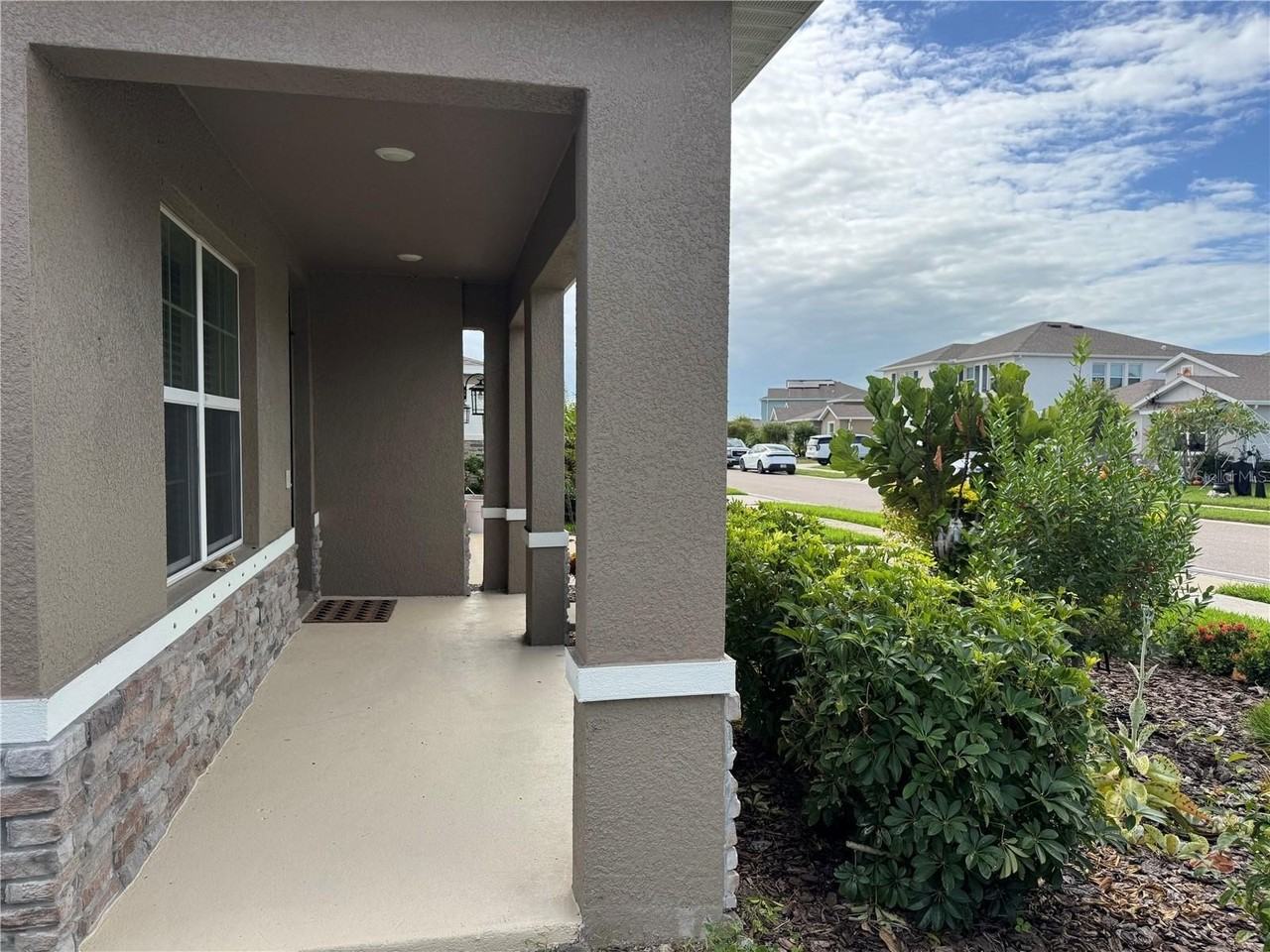 12604 Promenade Estates Boulevard - Photo 2 of 36