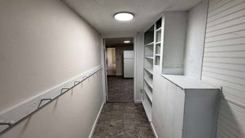 featured image of 296 Main St