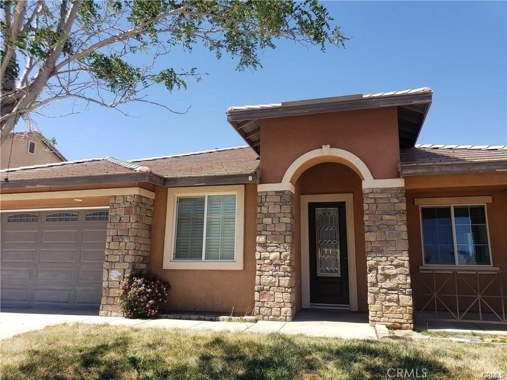 12644 Madrona St - Photo 5 of 46