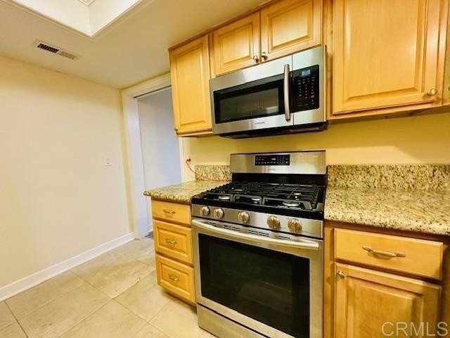 1034 Turnstone Way - Photo 7 of 27