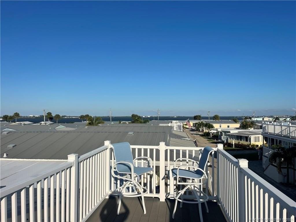 118 Ne Bay Dr - Photo 5 of 30