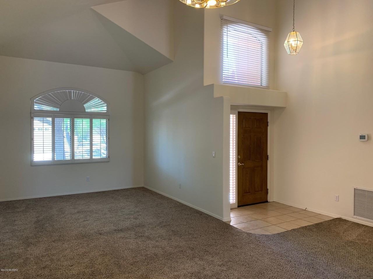 11130 North Desert Flower Drive - Photo 2 of 22