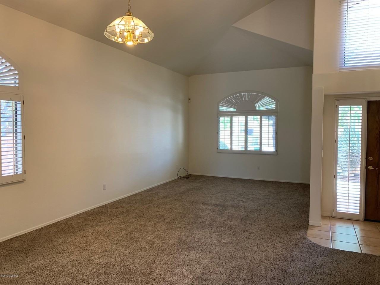 11130 North Desert Flower Drive - Photo 3 of 22