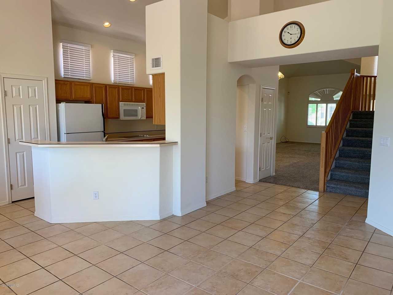 11130 North Desert Flower Drive - Photo 7 of 22