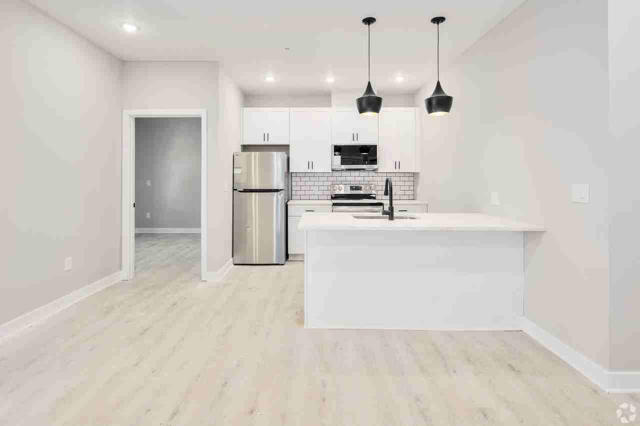 317 Kennedy Street NW - Photo 2 of 20